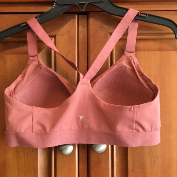 Old Navy Active - Powersoft leggings and sports bra. - Picture 4 of 7